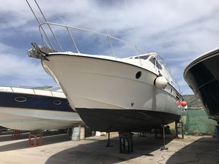 Azimut 1983 40-thumb-2