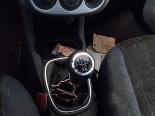 24.000km 2010 Corsa D-thumb-10