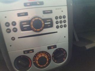24.000km 2010 Corsa D-thumb-13
