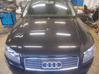 AUDI A3  2003-2005  5DOR  KAPO EMPROS SE MAYRO XROMA POLI KATHARO  DEN XRIAZETE UOTE BAXIMO  TEM 1 TIM 150E AUDI ORIG ETIMO GIA MONTARIZMA 