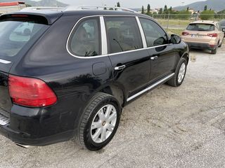 Porsche Cayenne 2003-thumb-4