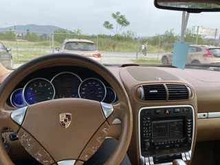 Porsche Cayenne 2003-thumb-8