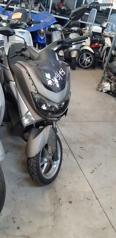 YAMAHA NMAX