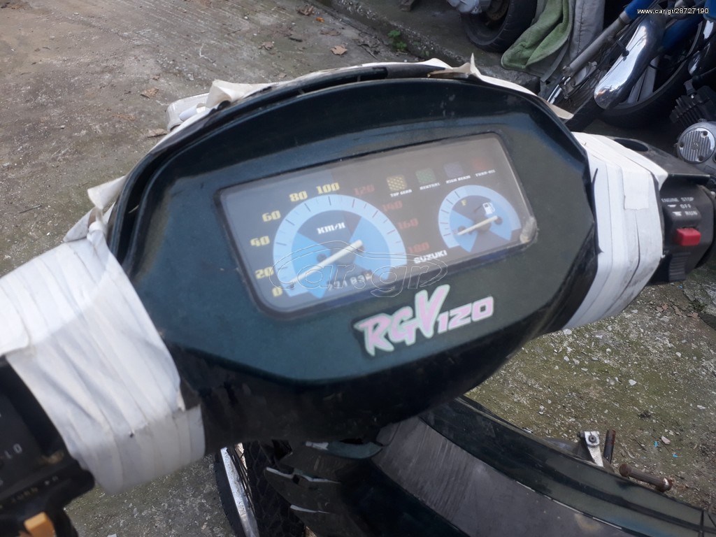 Suzuki RGV 2000