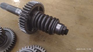 SUZUKI AN 650 BURGMAN 2002' άξονες γρανάζια-thumb-1