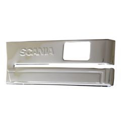 Scania Καπάκια για τα πατάκια από ανοξείδωτο χάλυβα 3D ανάγλυφο γυαλισμένο με λογότυπο της Scania. Σετ 2 τεμαχίων για αριστερή και δεξιά πλευρά για Scania R 2004-2016