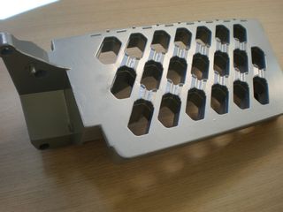ΒΑΣΗ ΣΚΑΛΟΠΑΤΙΟΥ ΔΕΞΙΑ VOLVO FH4-thumb-1
