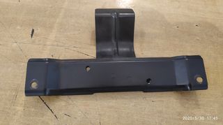 suzuki xf 650 freewind 00'-03'  βάση