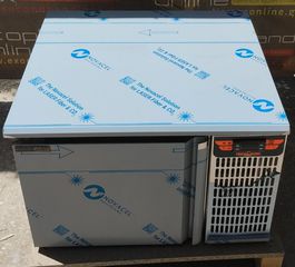 Blast Chiller 3 Θέσεις 2/3Gn ή Σχάρες 35,4x32,5Cm του Ιταλικού οίκου TECNODOM - Καινούργιο.