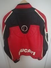Ducati Μπουφάν -thumb-1