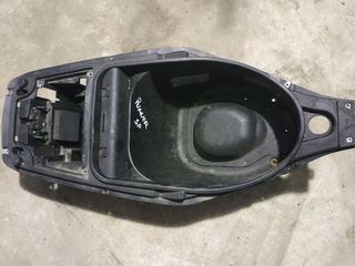 ΚΟΥΒΑΣ ΣΕΛΑΣ GILERA RUNNER SP  ΓΝΗΣΙΟ ΣΕ ΑΡΙΣΤΗ ΚΑΤΑΣΤΑΣΗ *MOTO LEADER PARTS*