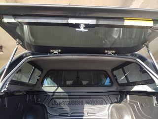 ΚΟΥΒΟΥΚΛΙΑ HARDTOP  MITSUBISHI L200  -  ΤΕΤΡΑΠΟΡΤΟ