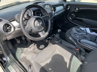 Mini Cooper 2014-thumb-7