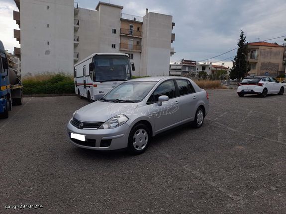 Nissan Tiida '10 AUTOMATIC FULL EXTRA !