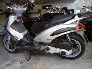 Piaggio Beverly 250 2005-thumb-2