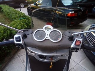 Piaggio Beverly 250 2005-thumb-5