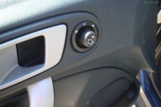 Ford Fiesta 2012 TDCI CHAMPION EURO5 DIESEL-thumb-9