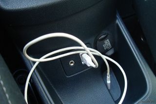 Ford Fiesta 2012 TDCI CHAMPION EURO5 DIESEL-thumb-13