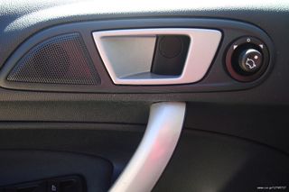 Ford Fiesta 2012 TDCI CHAMPION EURO5 DIESEL-thumb-15