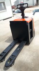 BT 2013  TOYOTA LPE240-thumb-4