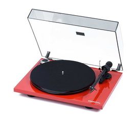 PRO-JECT ESSENTIAL III Record Master + ΟΜ 10e Red Hi-Gloss