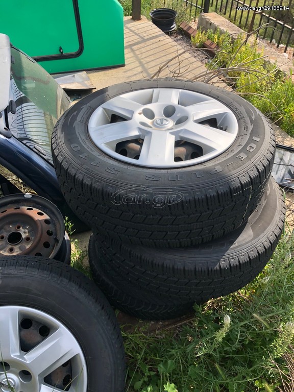 Nissan Qashqai ζαντολαστιχα εργοστασιακά 215/65R16