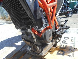 KTM 690 DUKE-thumb-29