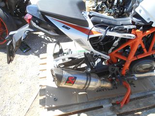 KTM 690 DUKE-thumb-8