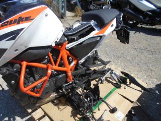KTM 690 DUKE-thumb-11