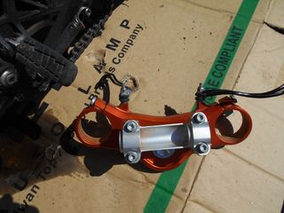 KTM 690 DUKE-thumb-22