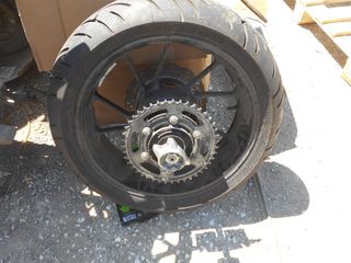 YAMAHA MT-07-thumb-33
