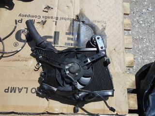 YAMAHA MT-07-thumb-14