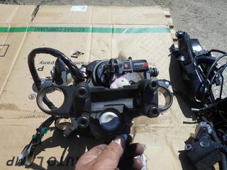 YAMAHA MT-07-thumb-27