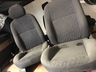 Καθισματα FORD FOCUS ‘99-‘02