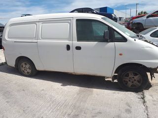 HYUNDAI H1 05' 2.3cc