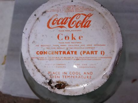Coca Cola concetrate part 1.  Mπουκαλι συμπυκνωμενης πρωτης υλης.