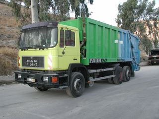 Απορριμματοφόρο MAN 1998 26.272-thumb-1