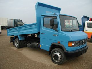 Ανατροπή Mercedes-Benz 1993 809 D-thumb-3