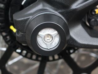 Μανιτάρια Άξονα Εμπρός Τροχού Ducati Scrambler 1100 (2018-) με χρωματιστές τάπες αλουμινίου GSG-Mototechnik