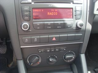 Audi A3 2010-thumb-12