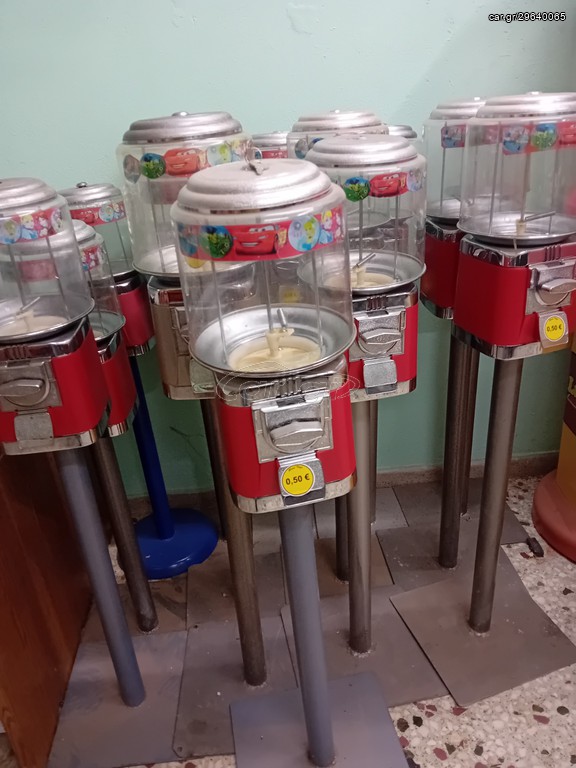 Αυτόματος πωλητής τρελομπαλακια