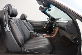 Mercedes-Benz SL 300 1990 AUTOMATIC * ΚΑΝΟΝΙΚΕΣ ΚΡΑΤΙΚΕΣ ΠΙΝΑΚΙΔΕΣ *-thumb-38