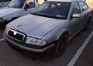 ΦΤΕΡΟ ΕΜΠΡΟΣ ΔΕΞΙΑ - ΑΡΙΣΤΕΡΑ SKODA OCTAVIA 4 1997-2010