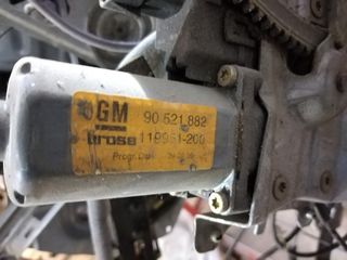 OPEL ASTRA 1998 - 2004 Γρύλος Παραθύρου Ηλεκτρικός Με Μοτέρ ( G ) GM Εμπρός Δεξιά 90521882