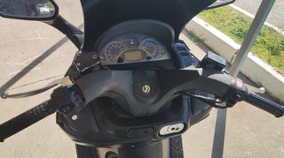 Sym GTS 300i EVO 2010-thumb-7