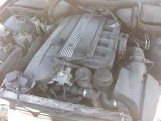 BMW e39 2200cc-thumb-1