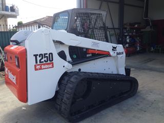 Φορτωτάκι Bobcat 2005 T250-thumb-2