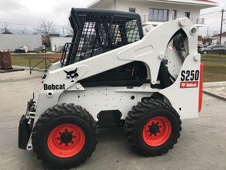 Φορτωτάκι Bobcat 2006 S 250-thumb-6
