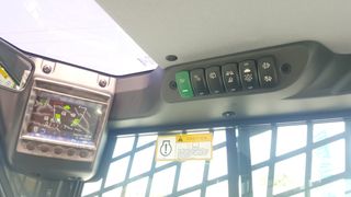 Φορτωτάκι Takeuchi 2025 TL6R-thumb-14