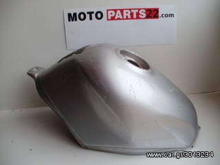 ΤΕΠΟΖΙΤΟ HONDA CBR 600 F4 SILVER 